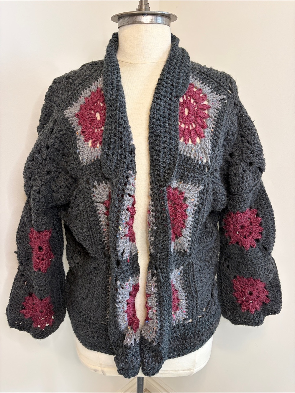 HANDMADE Vintage Granny Square Crochet Cardigan Charcoal Grey Berry Speckled OS